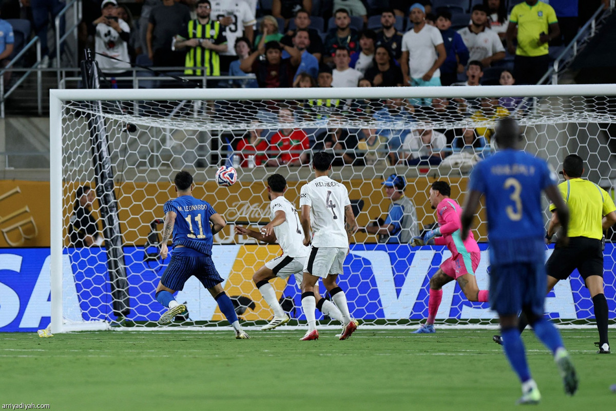 هجوم هلالي فعّال